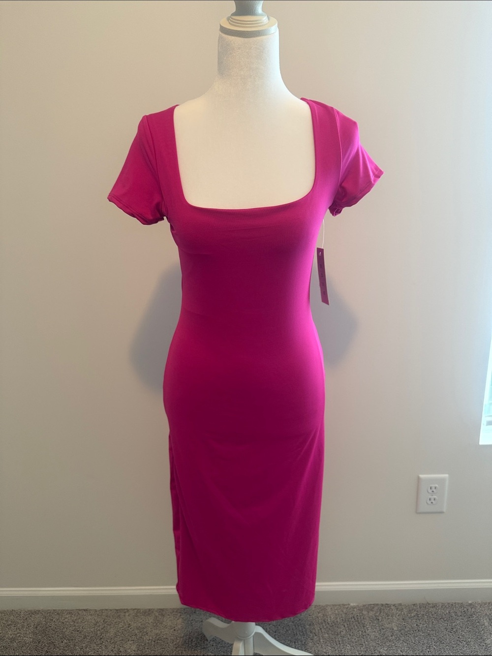 gaze Fuchsia Square-Neck Short Sleeve Midi Dress